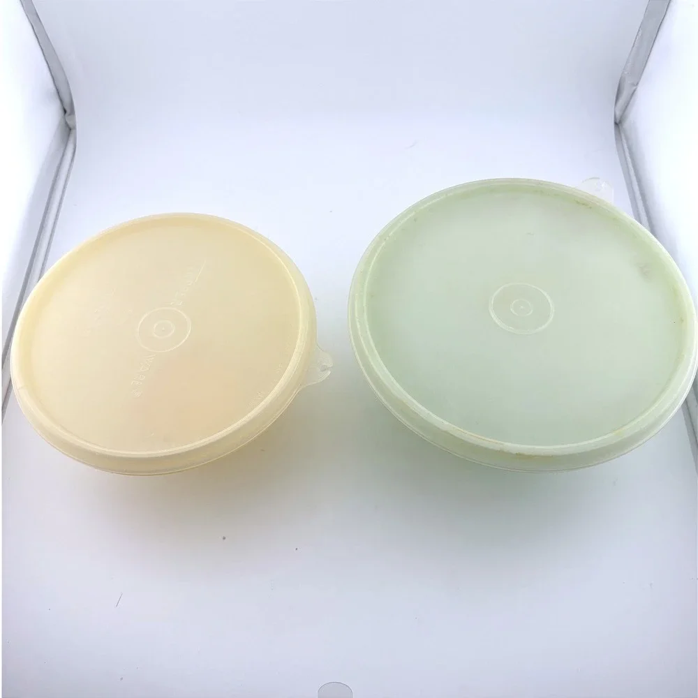 Vintage Tupperware Wonderlier Bowls Set of 2 Yellow Green Pastel Nesting Lids